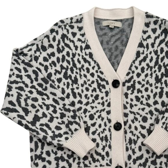 Loft Leopard Print Cardigan Sweater Size Large Gray Cream Cotton Chic Neutral - Picture 1 of 7